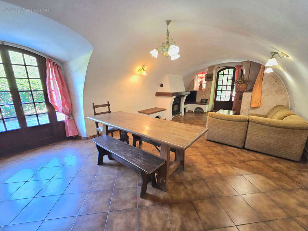 Maison à BELGENTIER