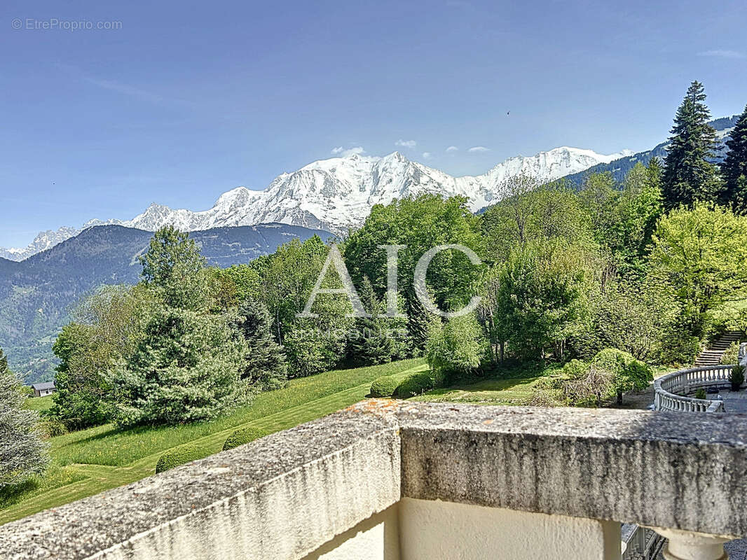 Appartement à COMBLOUX