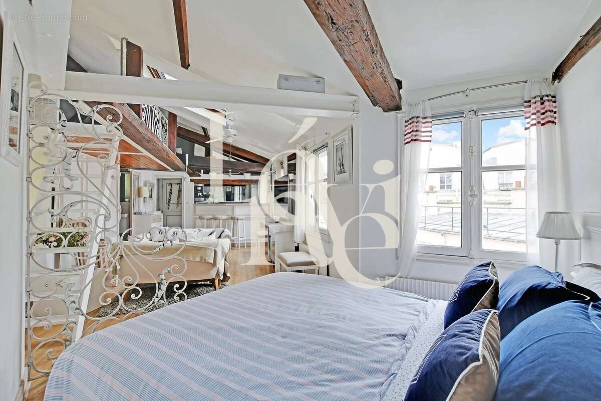Appartement à PARIS-6E