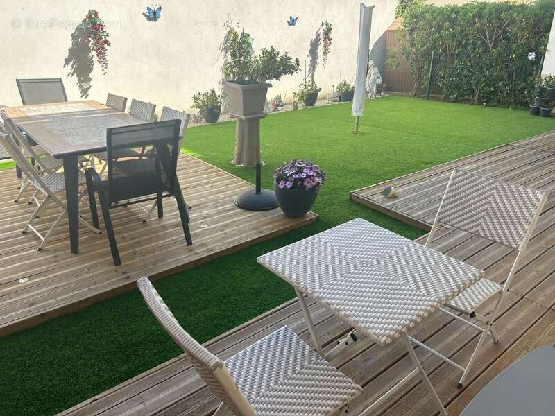 Appartement à SIX-FOURS-LES-PLAGES