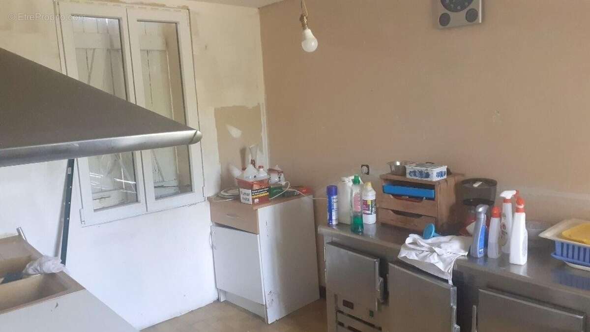 Maison 153 m² à Vergoignan  - photo 2