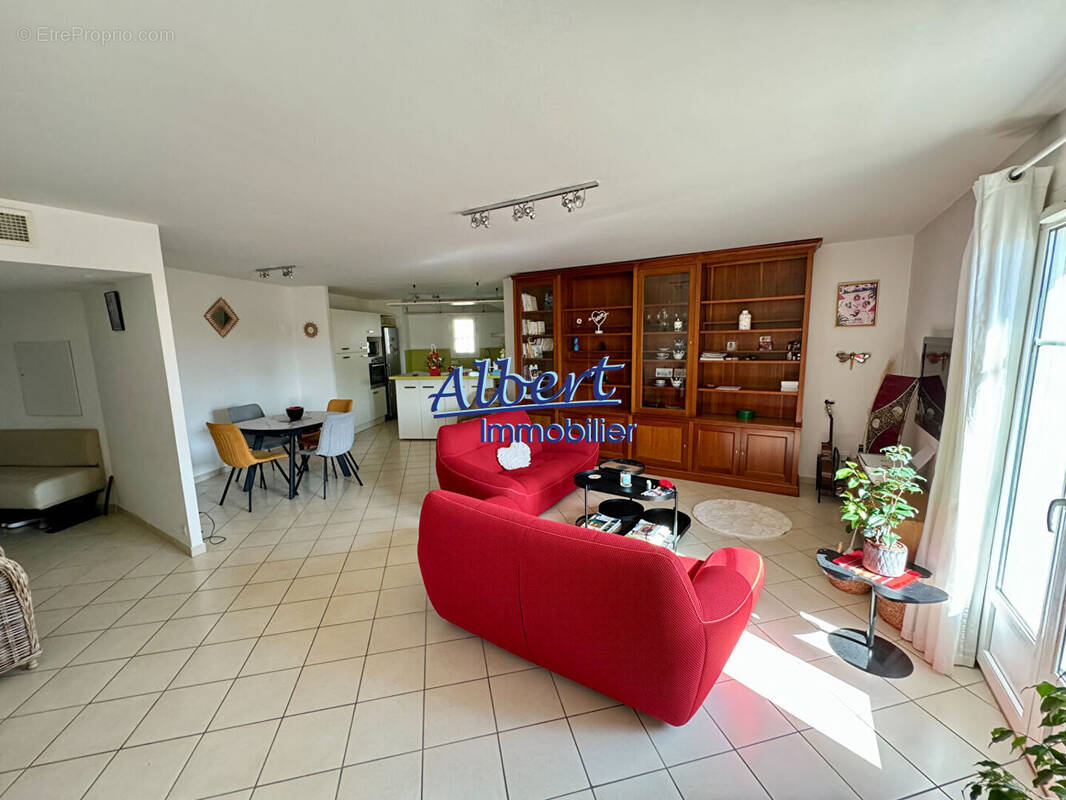 Appartement à SANARY-SUR-MER