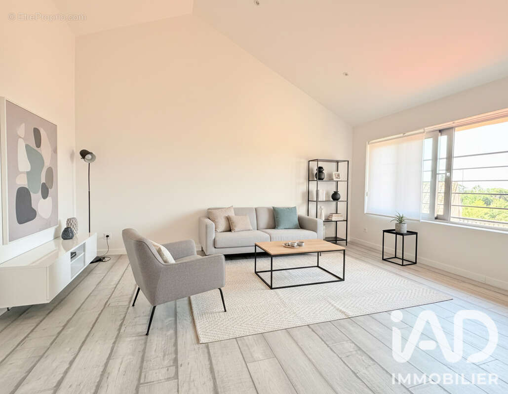 Appartement 73 m² à Orange  - photo 2