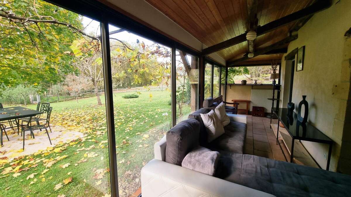 Maison à SAINT-FELIX-DE-VILLADEIX