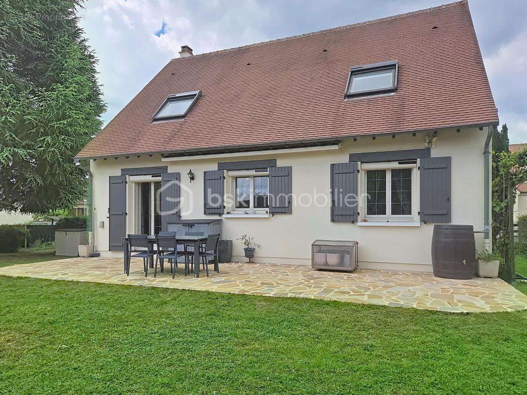 Maison à LE PLESSIS-PATE