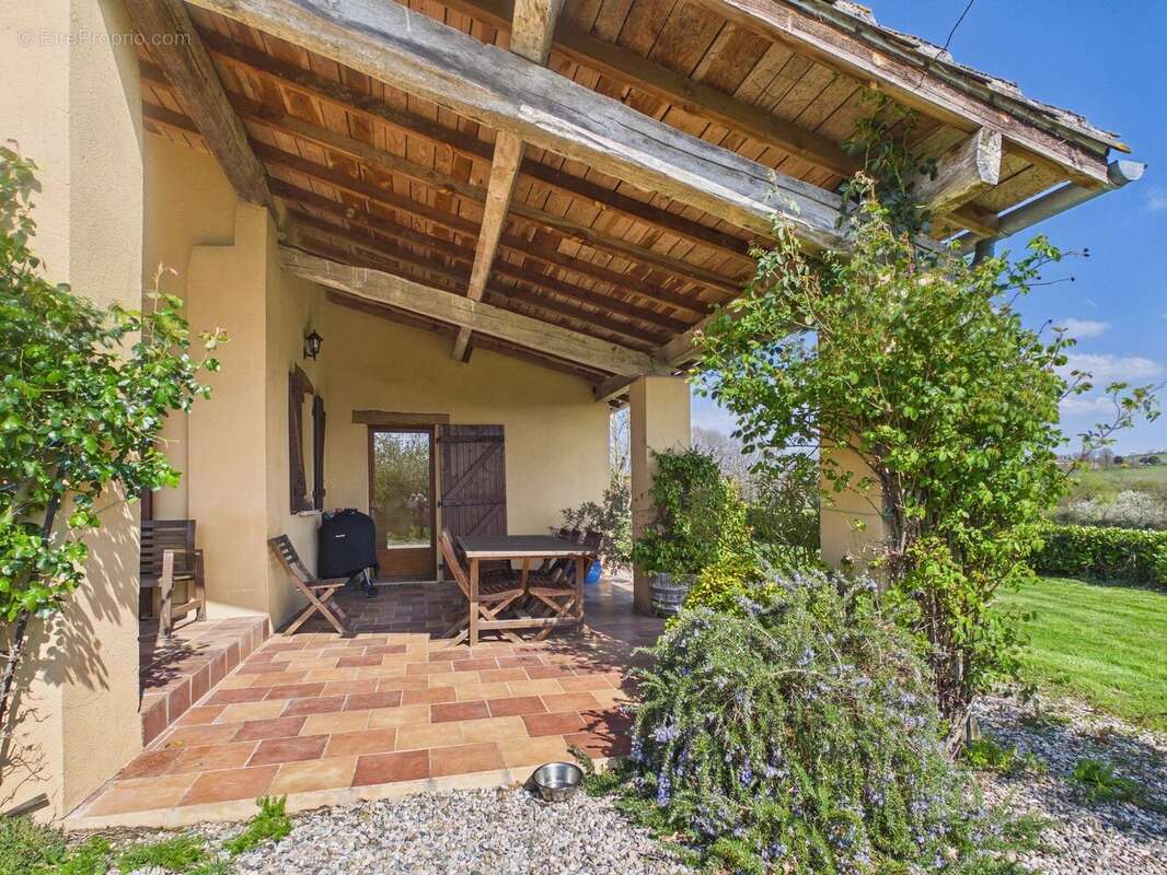 Maison à SALVAGNAC