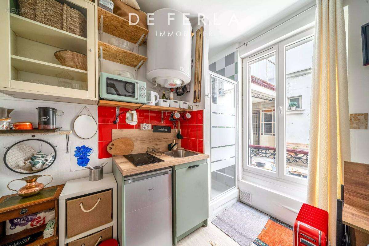 Appartement à PARIS-18E