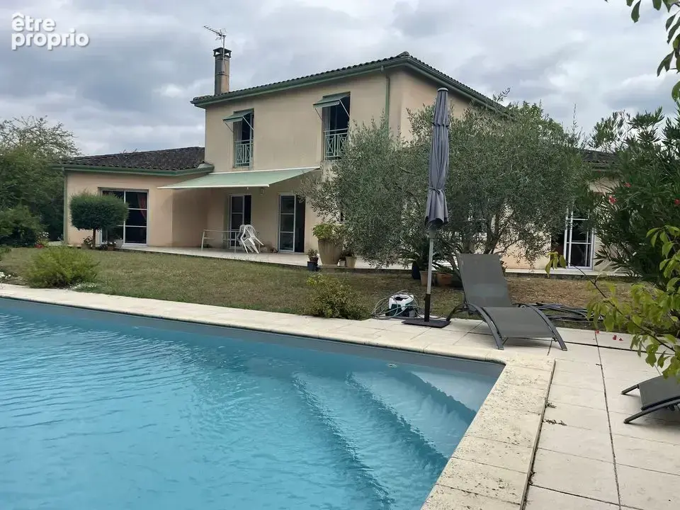 Maison à ARTIGUES-PRES-BORDEAUX