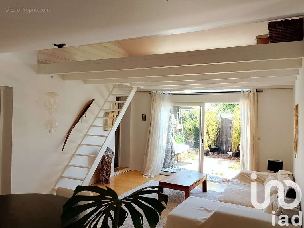 Photo 8 - Maison à JAU-DIGNAC-ET-LOIRAC