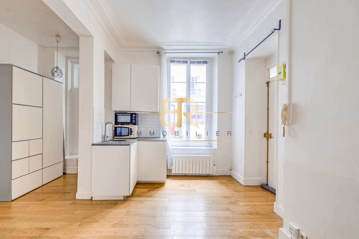 Appartement à PARIS-9E