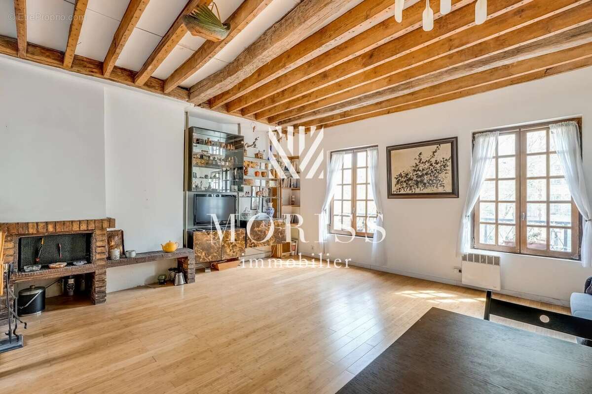 Appartement à PARIS-19E