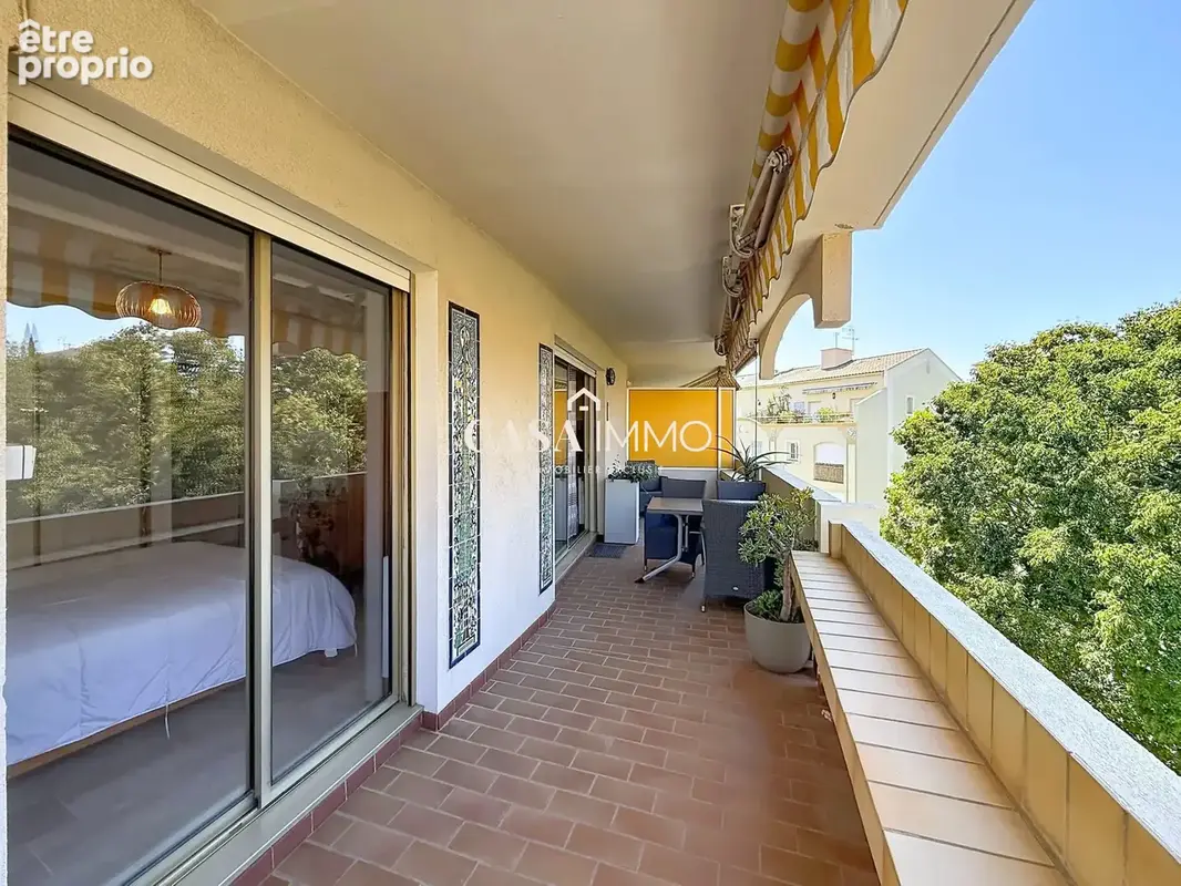 Appartement à HYERES