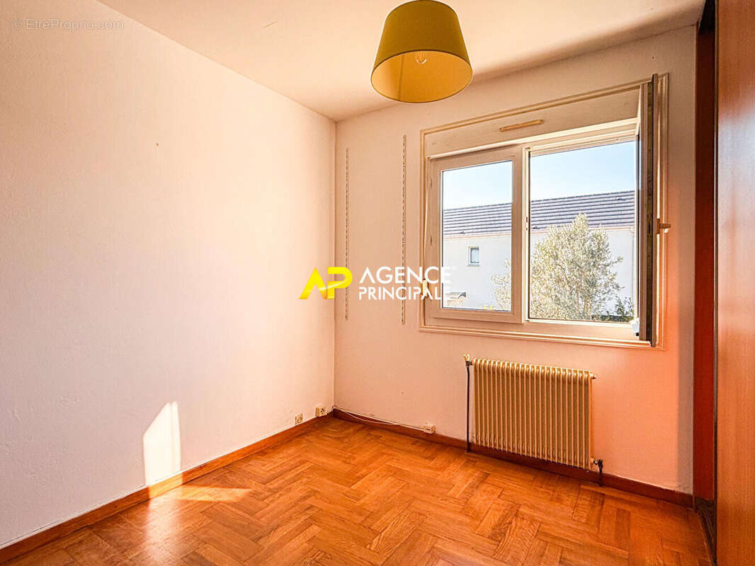 Maison à SARTROUVILLE