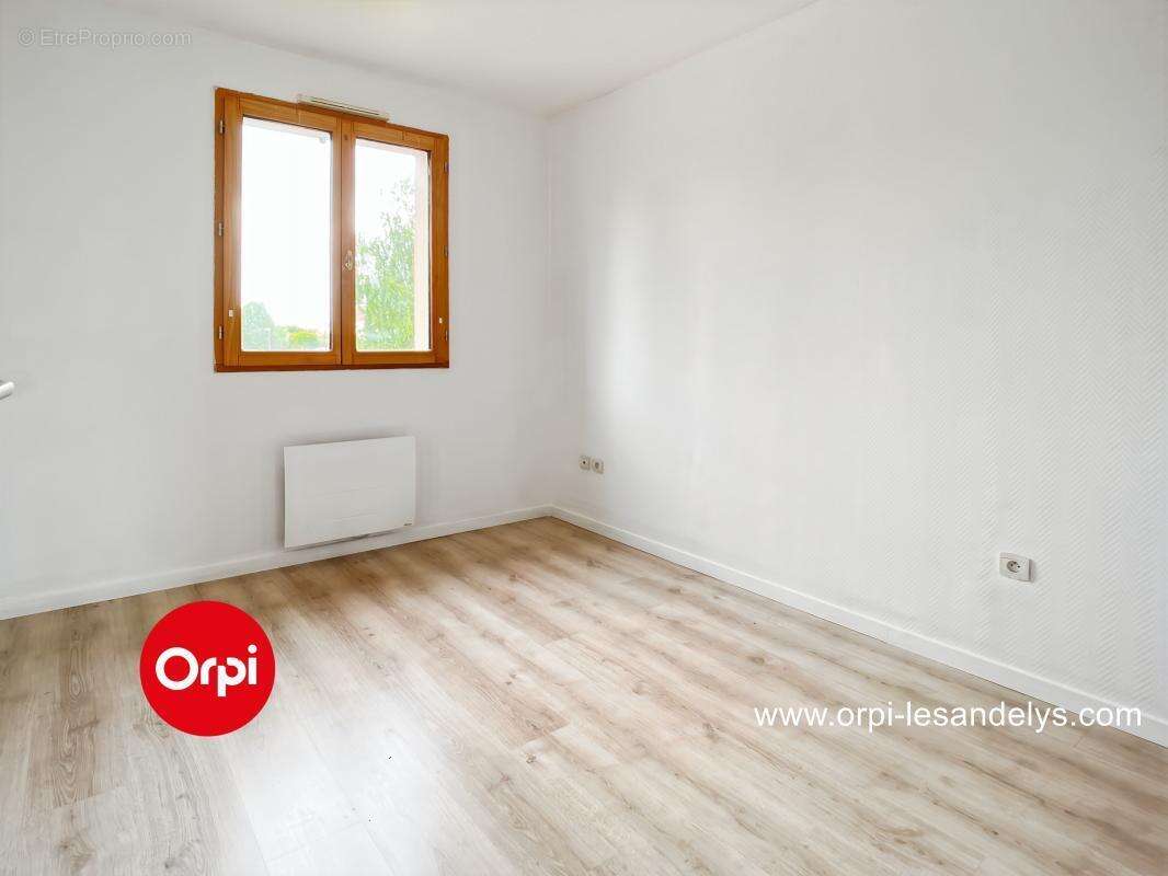 Maison à LES THILLIERS-EN-VEXIN