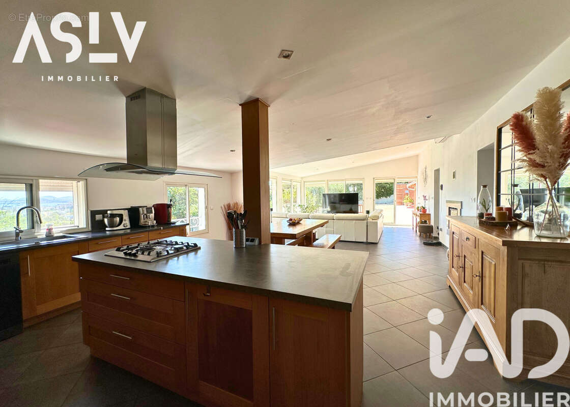 Photo 5 - Maison à SIX-FOURS-LES-PLAGES