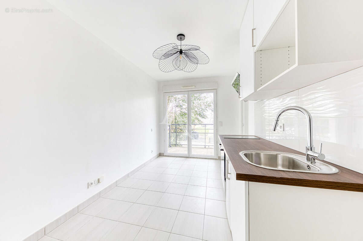 Appartement à LOGNES