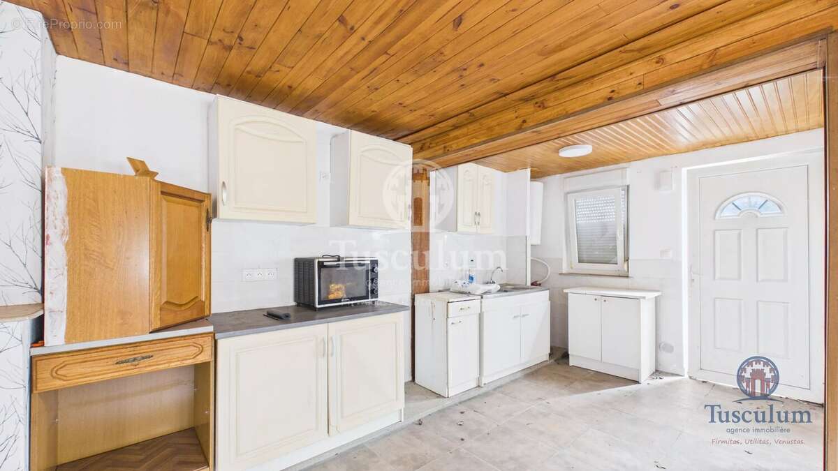 Maison divisée en deux appartements - photo 14