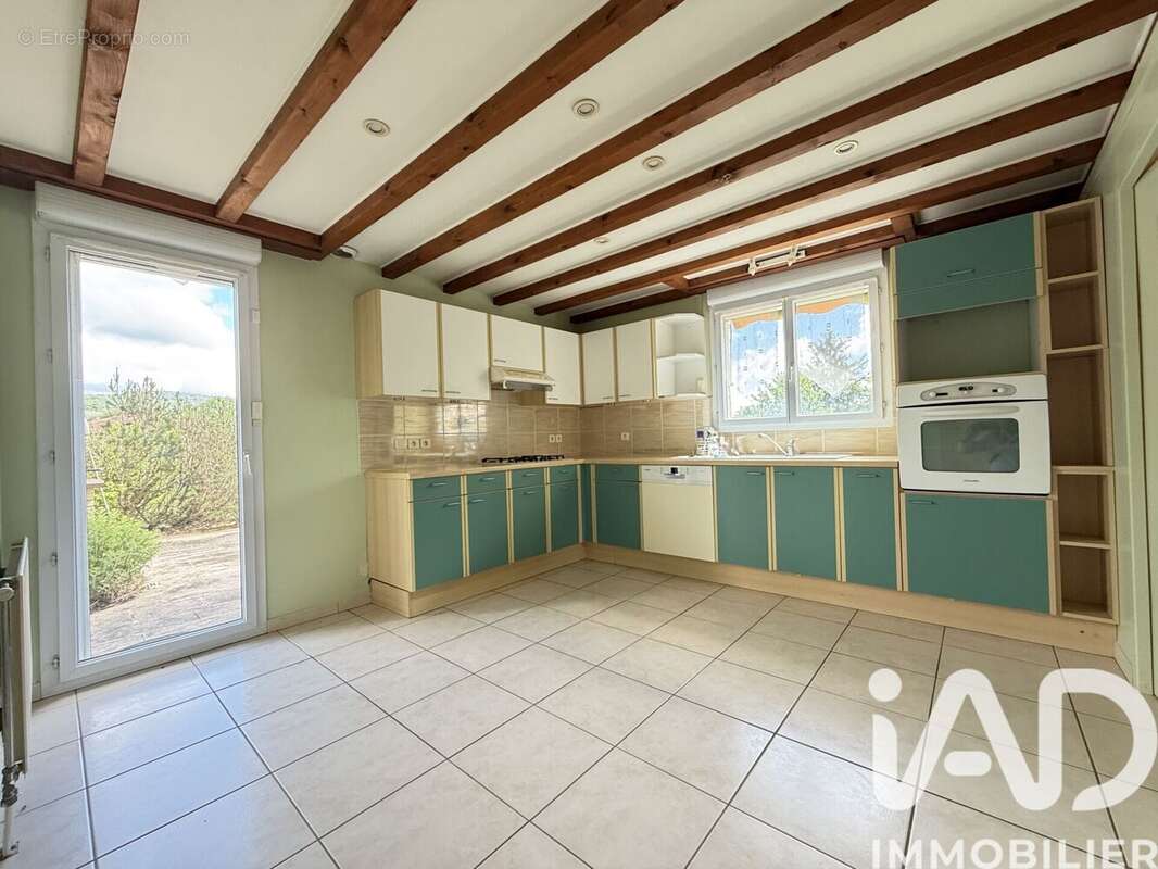 Photo 8 - Maison à VILLEREVERSURE