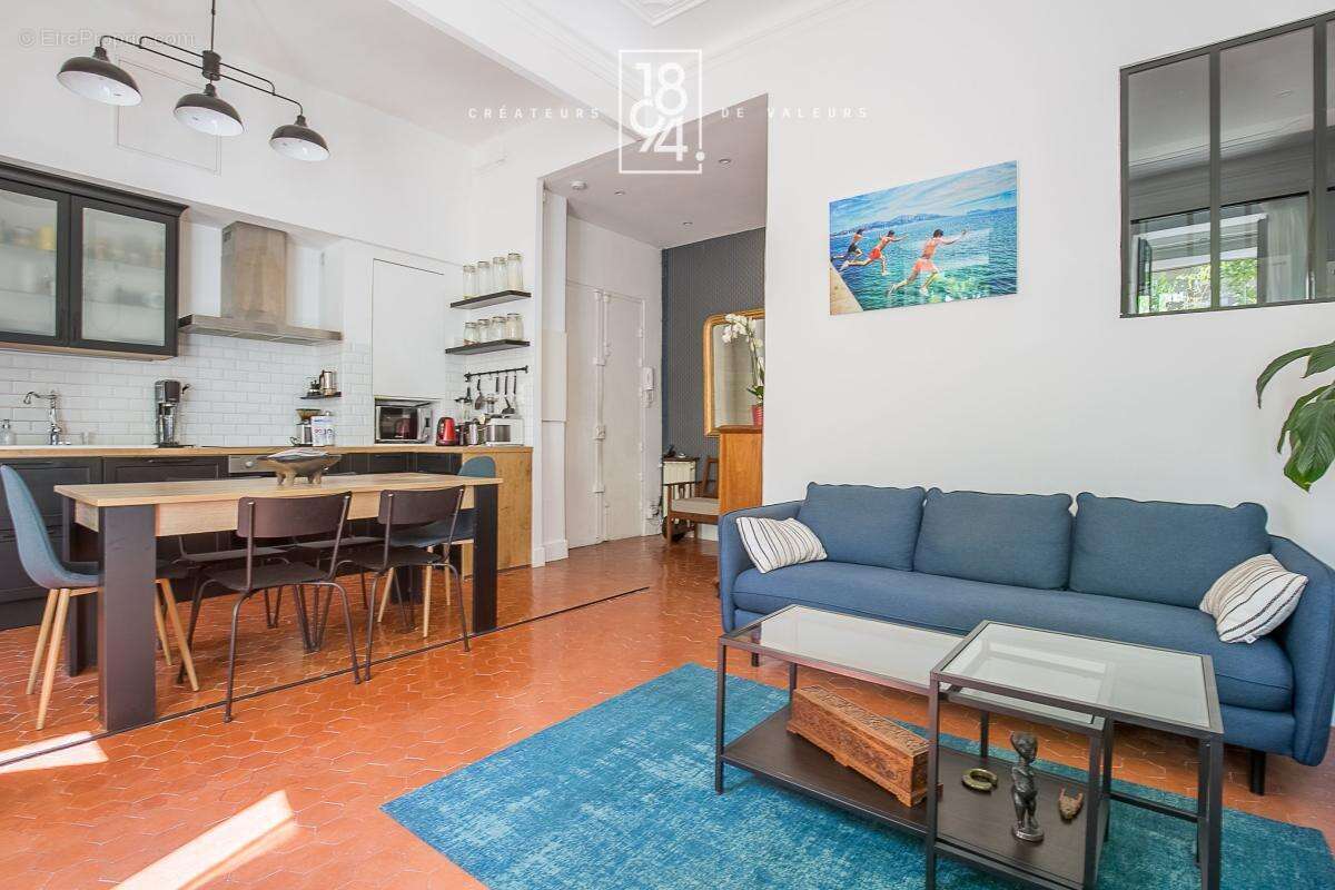 Appartement à MARSEILLE-5E