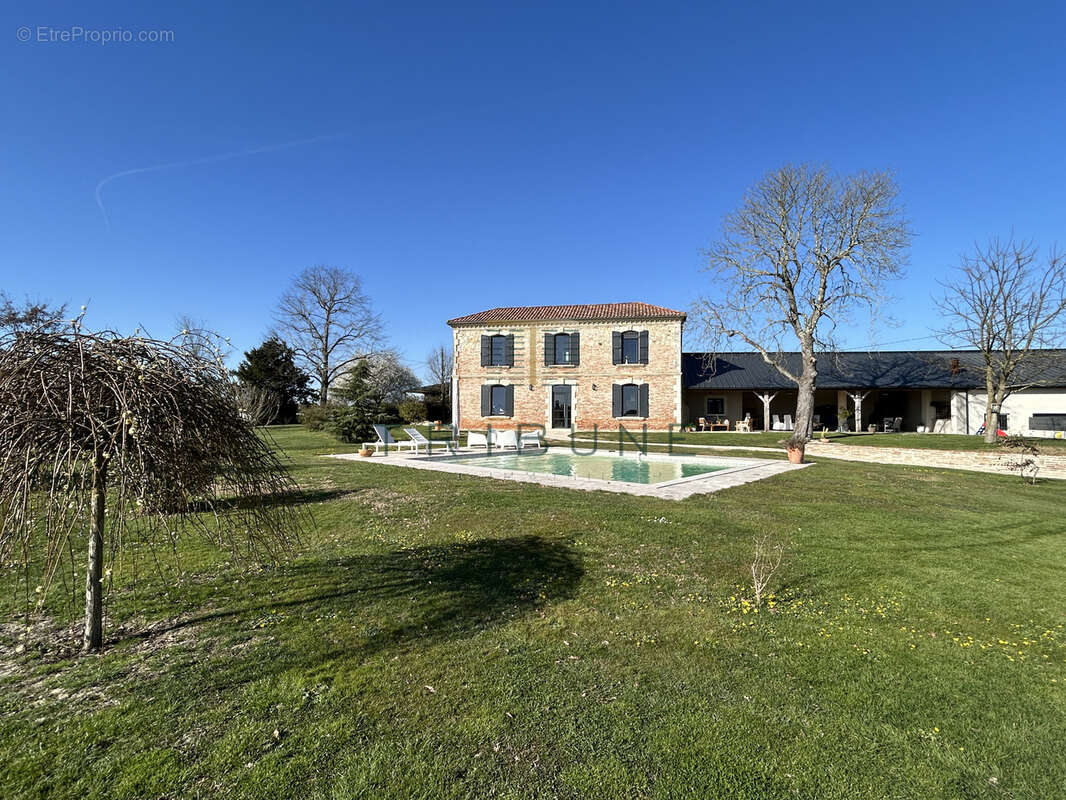 Maison à CAUDECOSTE
