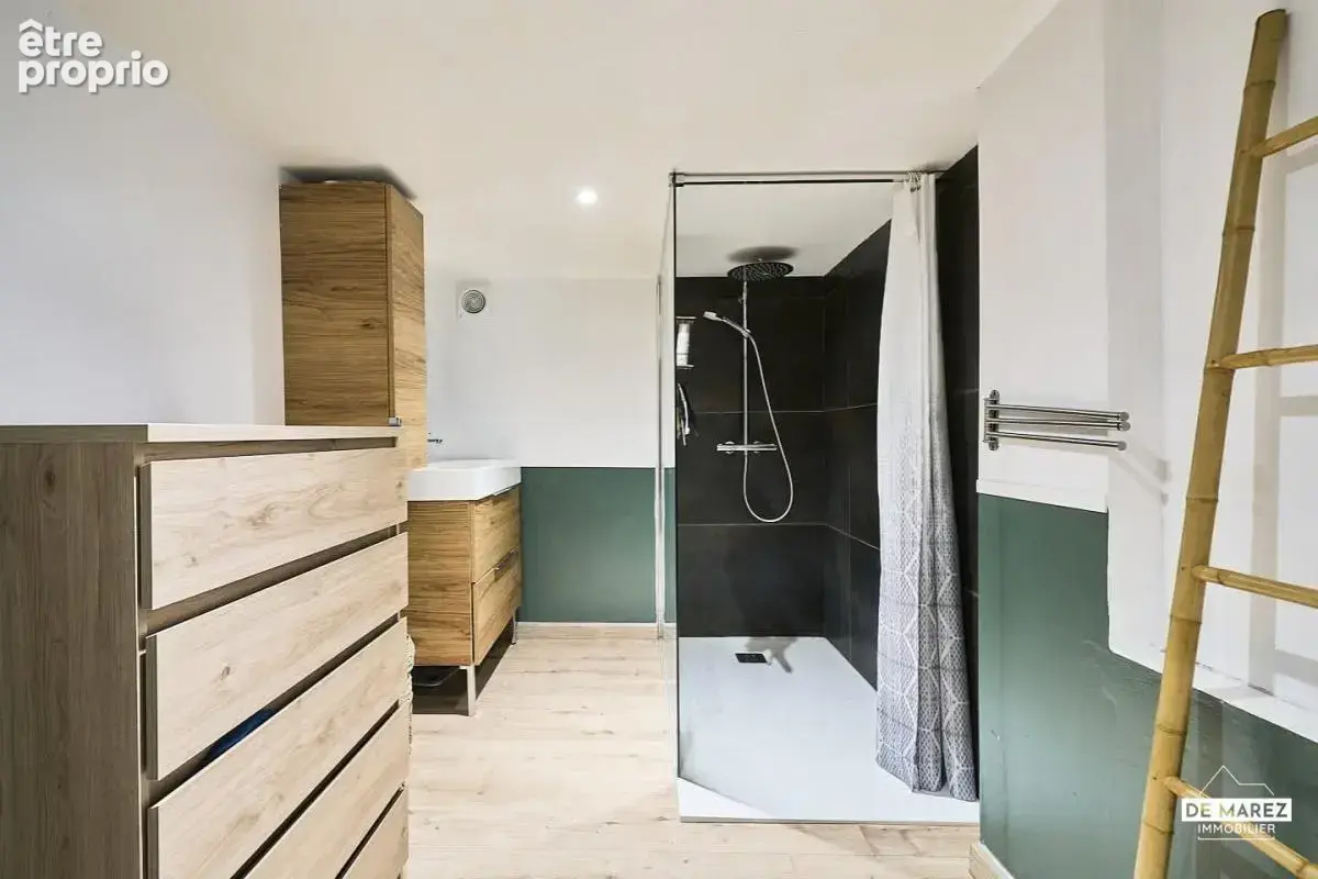 Exclusivite : maison des annees 30 avec 2 chambres / bureau / jardin - photo 9