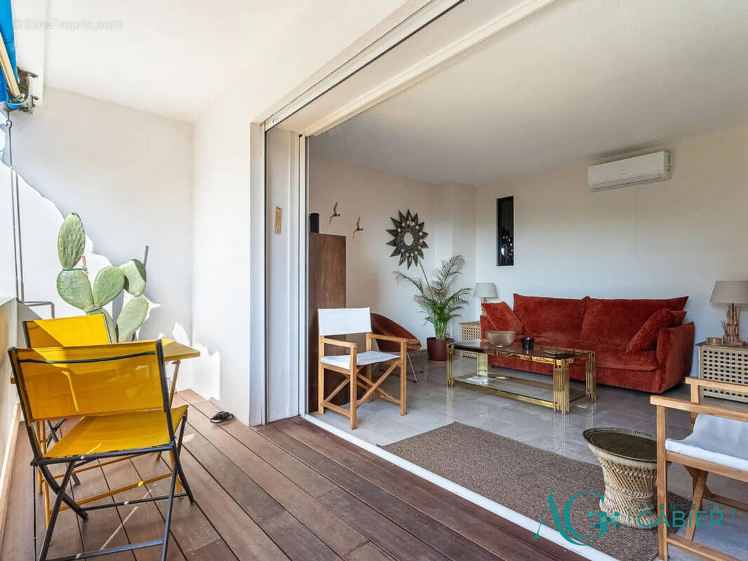 Appartement à HYERES