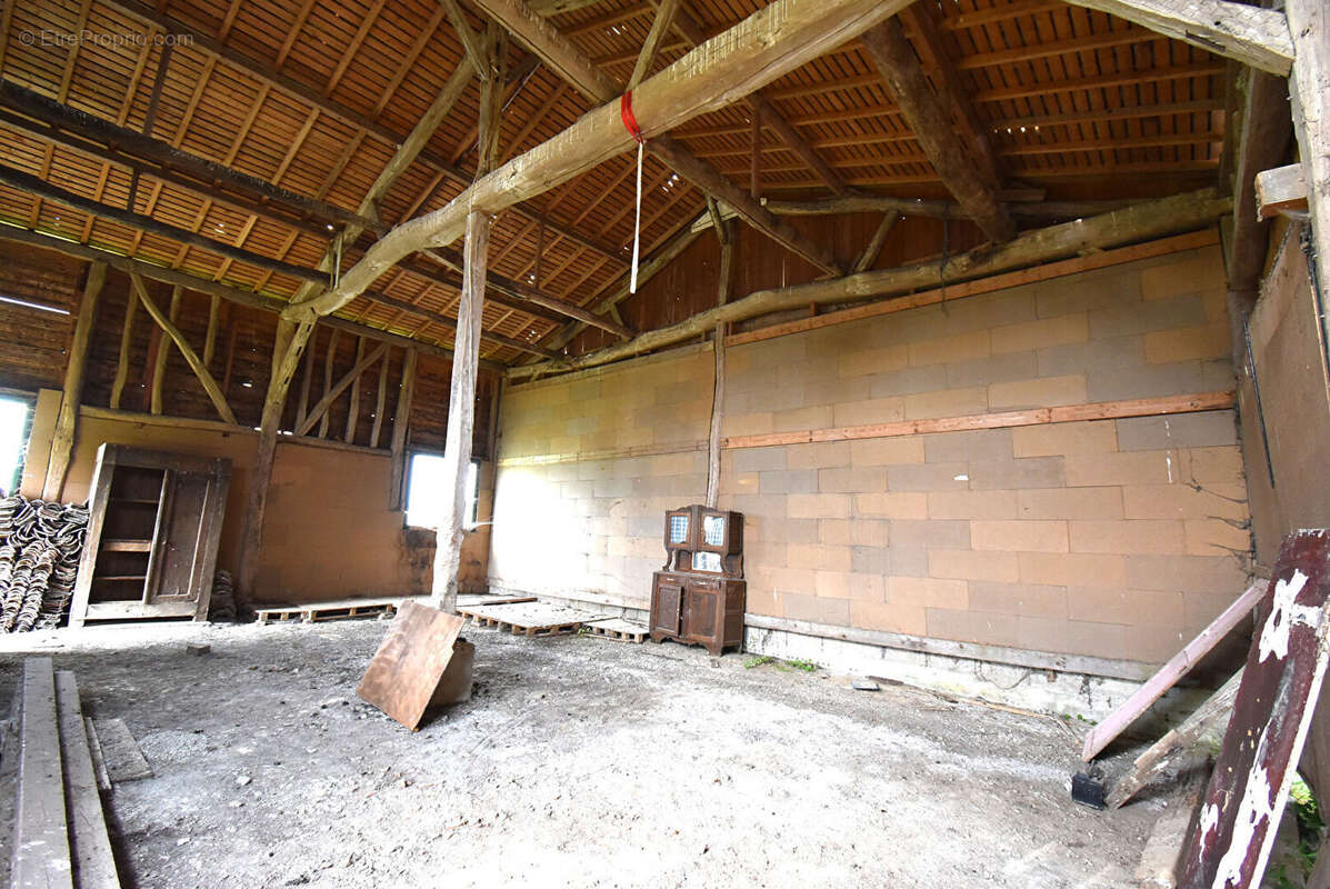 Grange avec terrain constructible à Bailly-le-Franc - photo 4