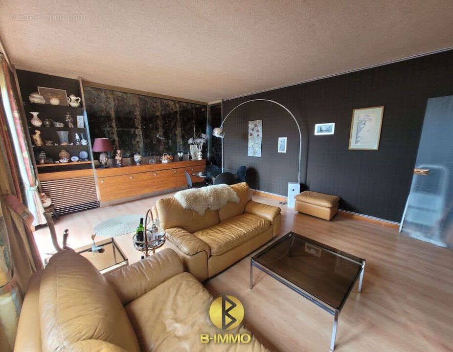 Maison à LE PEAGE-DE-ROUSSILLON