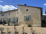 Maison à AUBETERRE-SUR-DRONNE