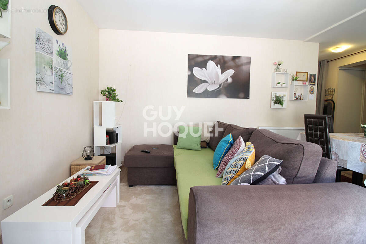 Appartement à GUIGNES