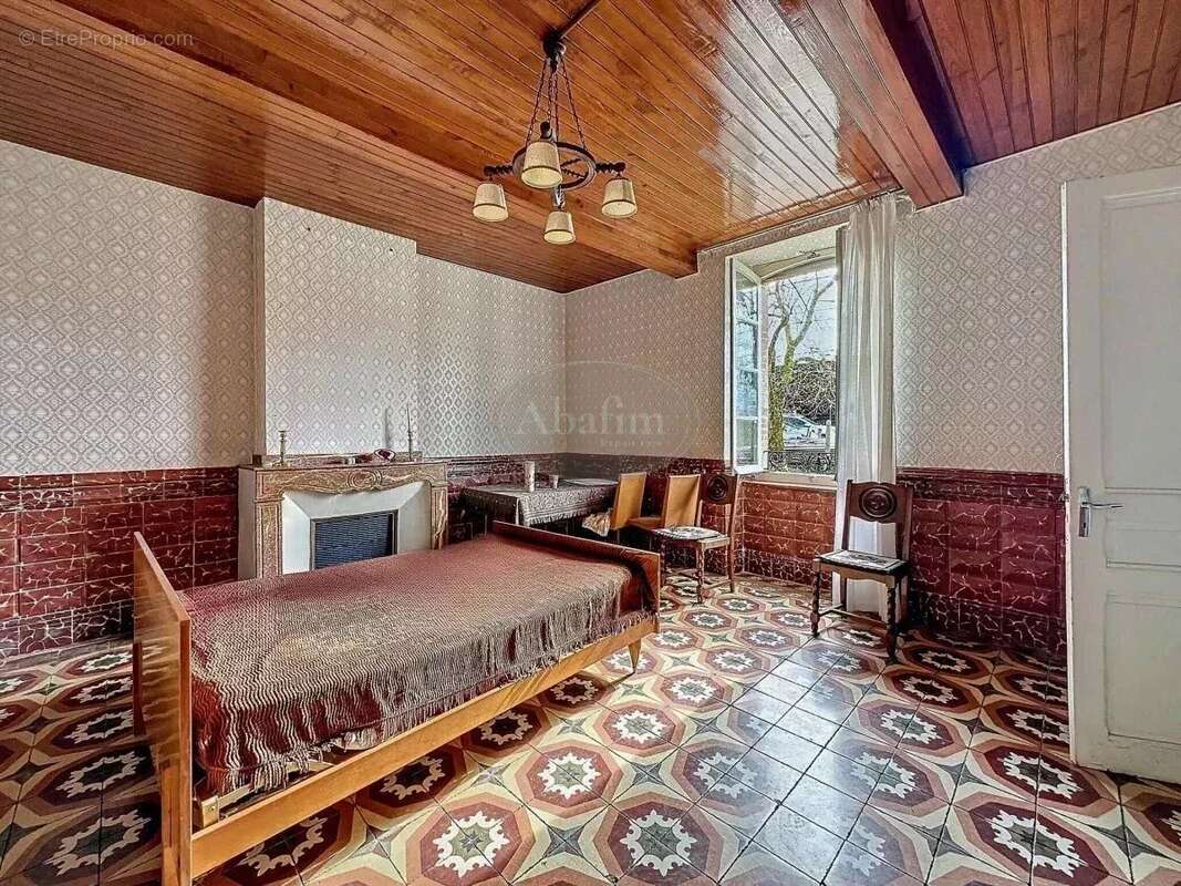 Maison à SAINT-PE-DELBOSC