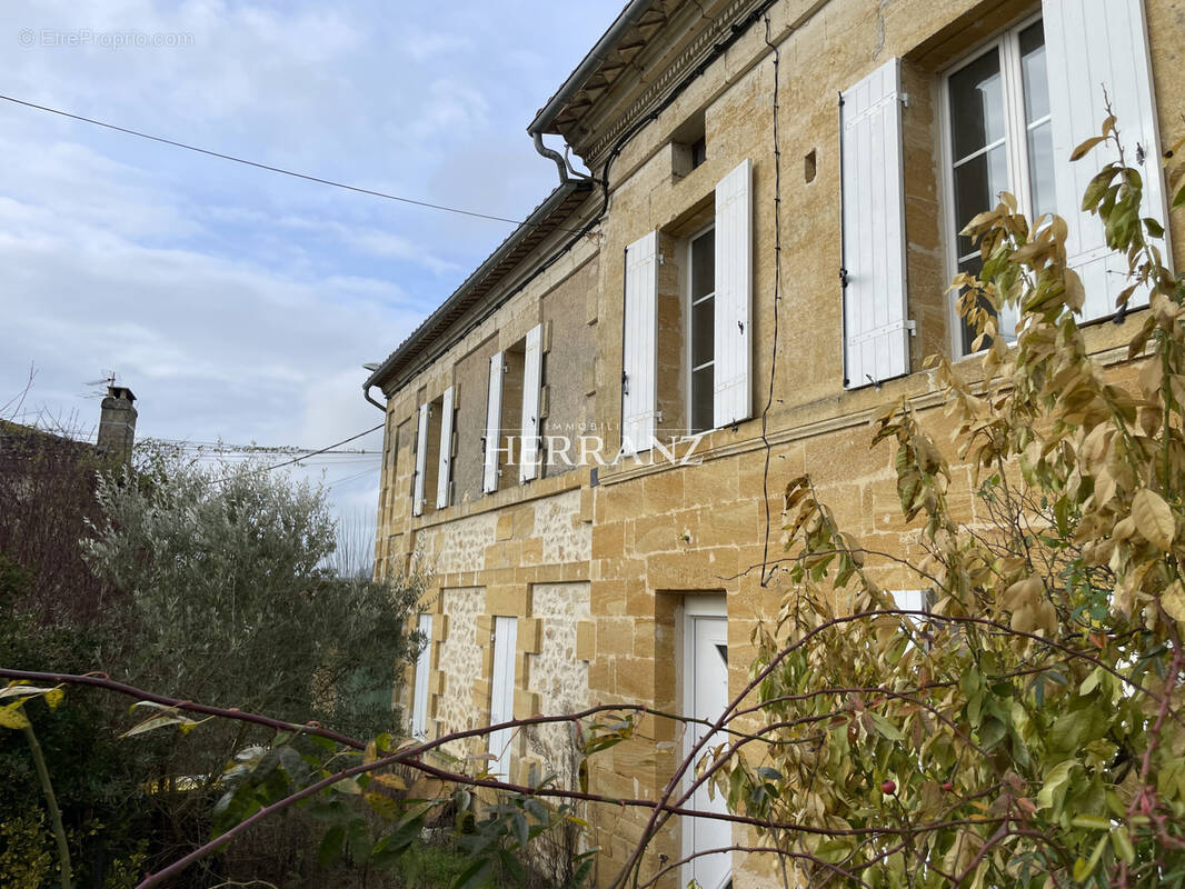 Maison à SAINTE-COLOMBE