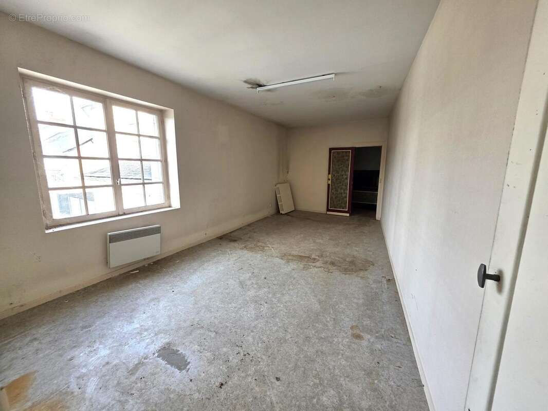 Appartement 160 m² à La Fleche  - photo 5