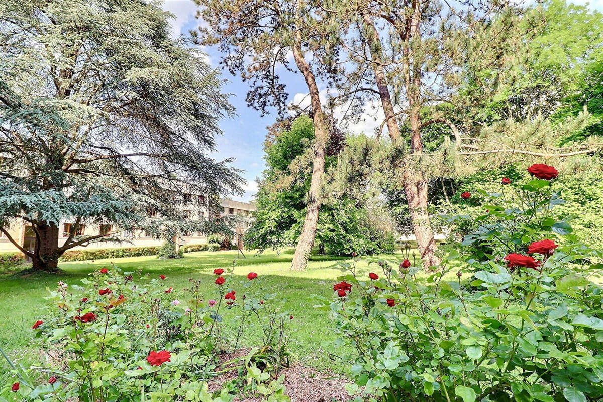 Appartement à L&#039;ETANG-LA-VILLE