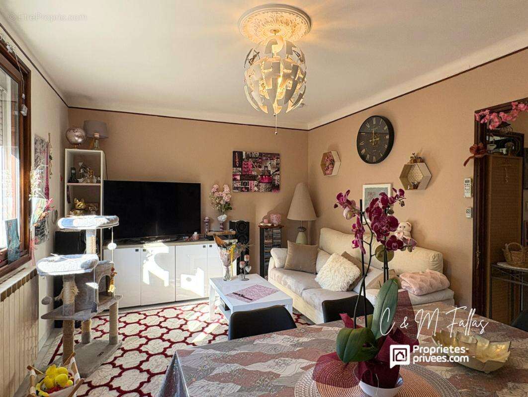 Maison au calme avec double habitation- LAPALUD - photo 6