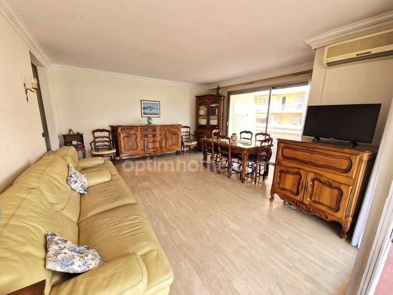 Appartement à LE CANNET