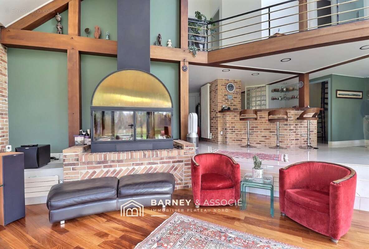 Maison à MONT-SAINT-AIGNAN