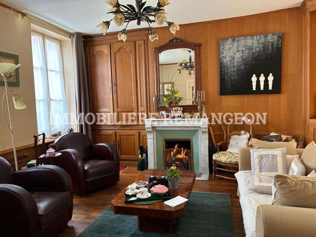 Maison à BRINON-SUR-SAULDRE