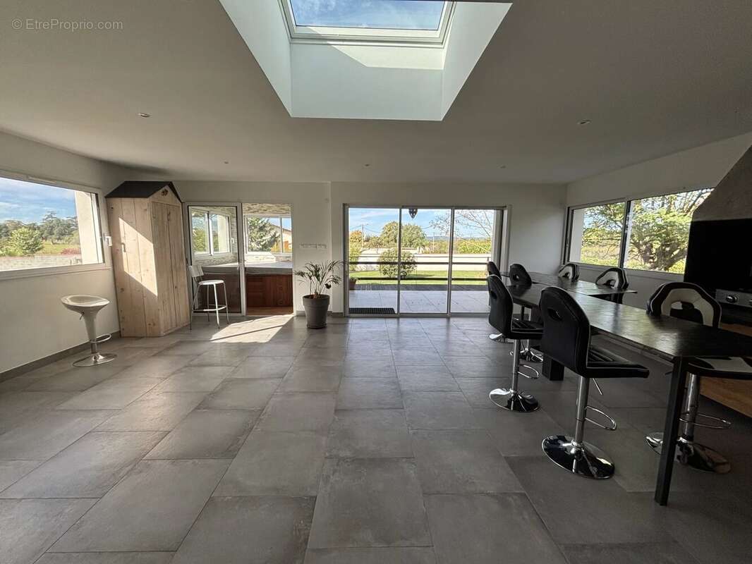 Maison à FONTENILLES