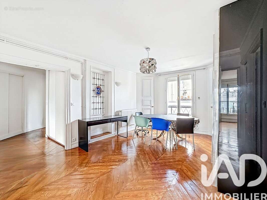 Photo 8 - Appartement à PARIS-9E