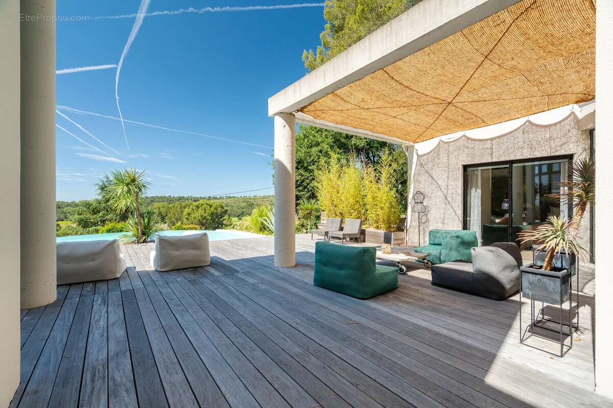 Maison à EGUILLES