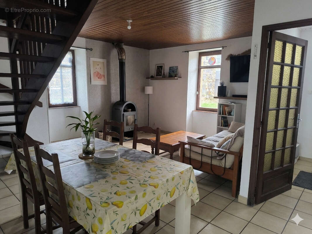 Maison à ASPRIERES