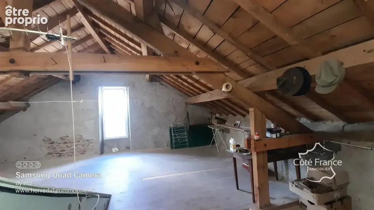 belle maison d'habitation Puy de Dome sur la commune de Giat - photo 12