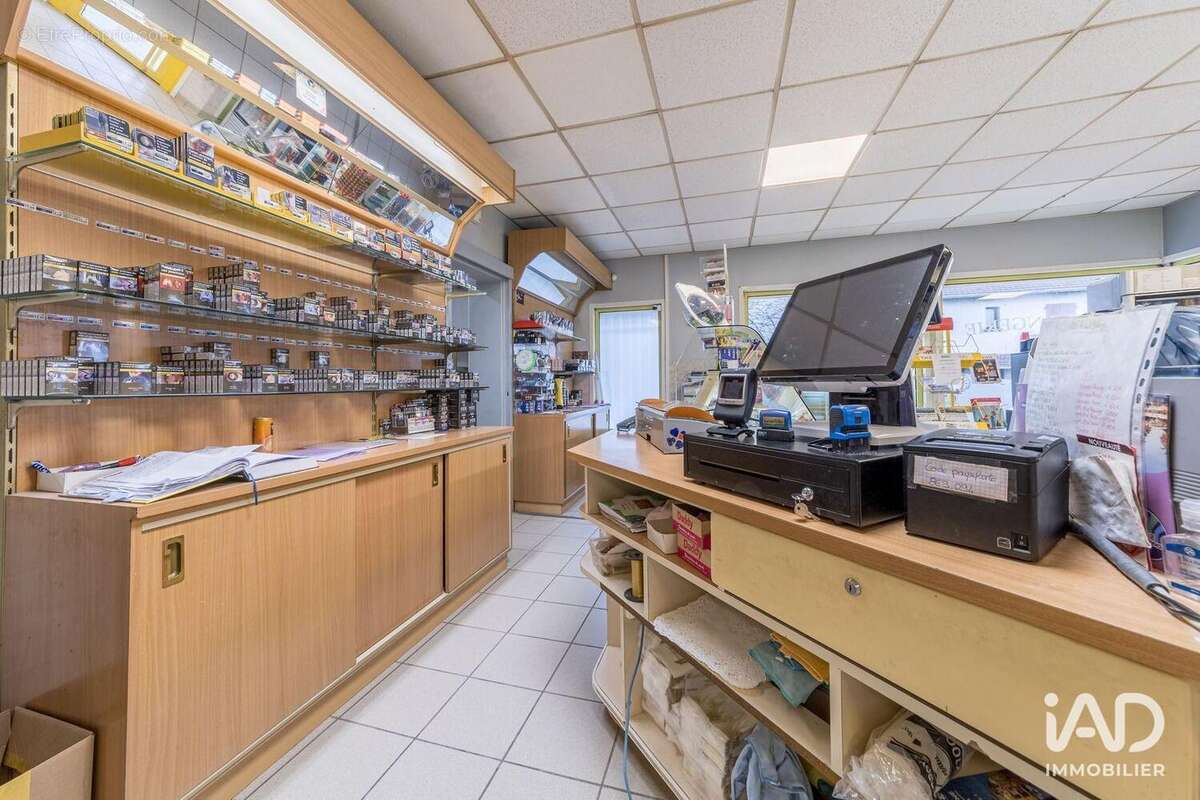 Photo 6 - Commerce à JEUXEY