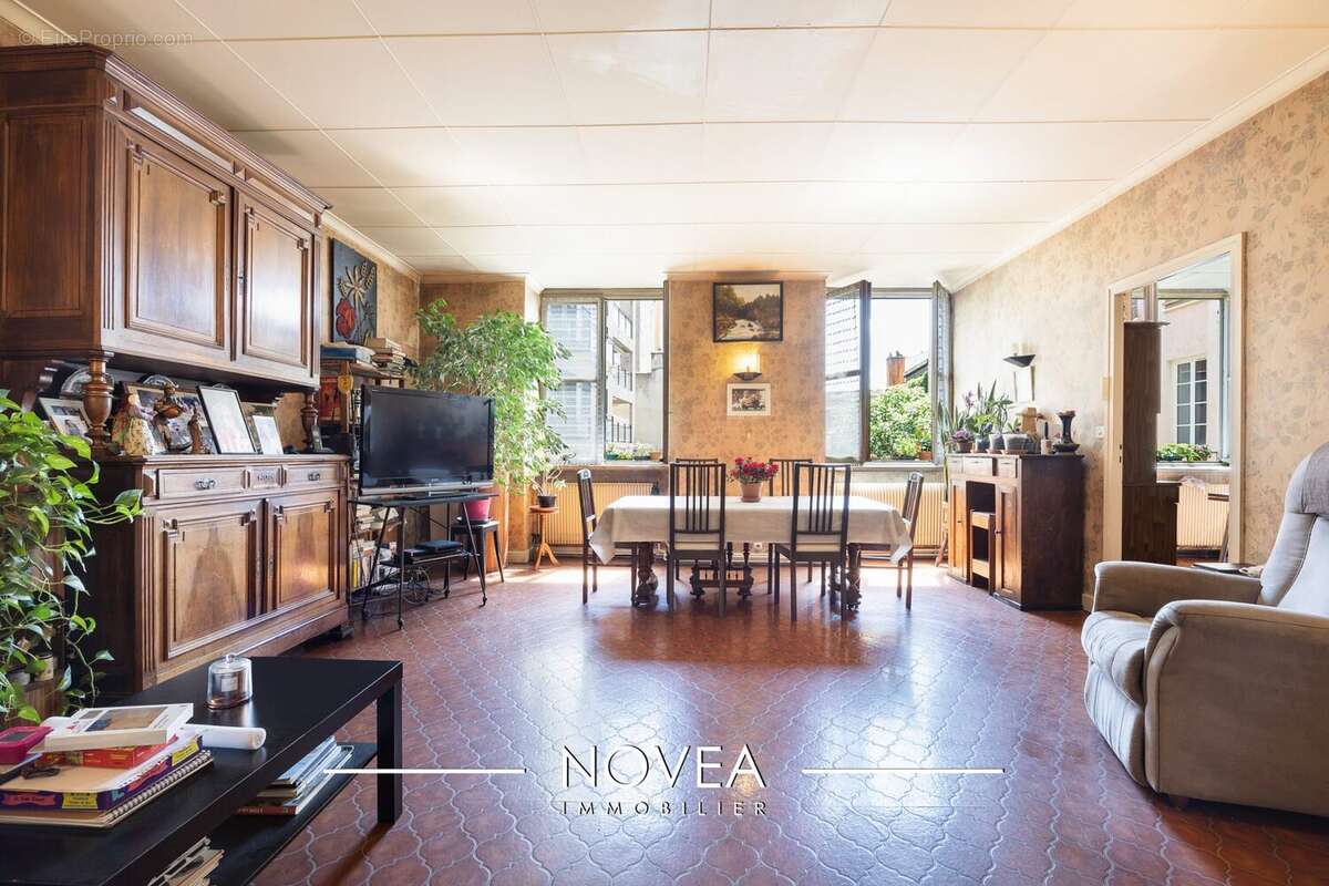 Appartement à LYON-4E