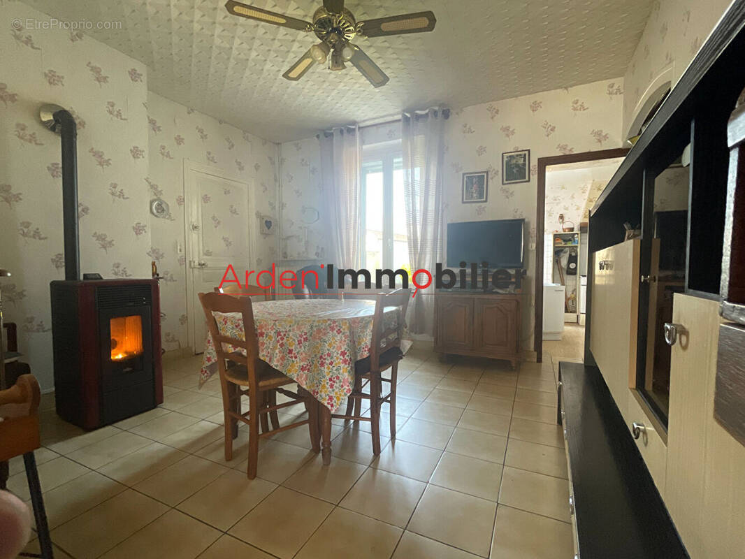 Appartement à LUCQUY