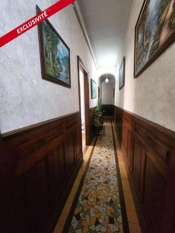 Maison à AMBARES-ET-LAGRAVE