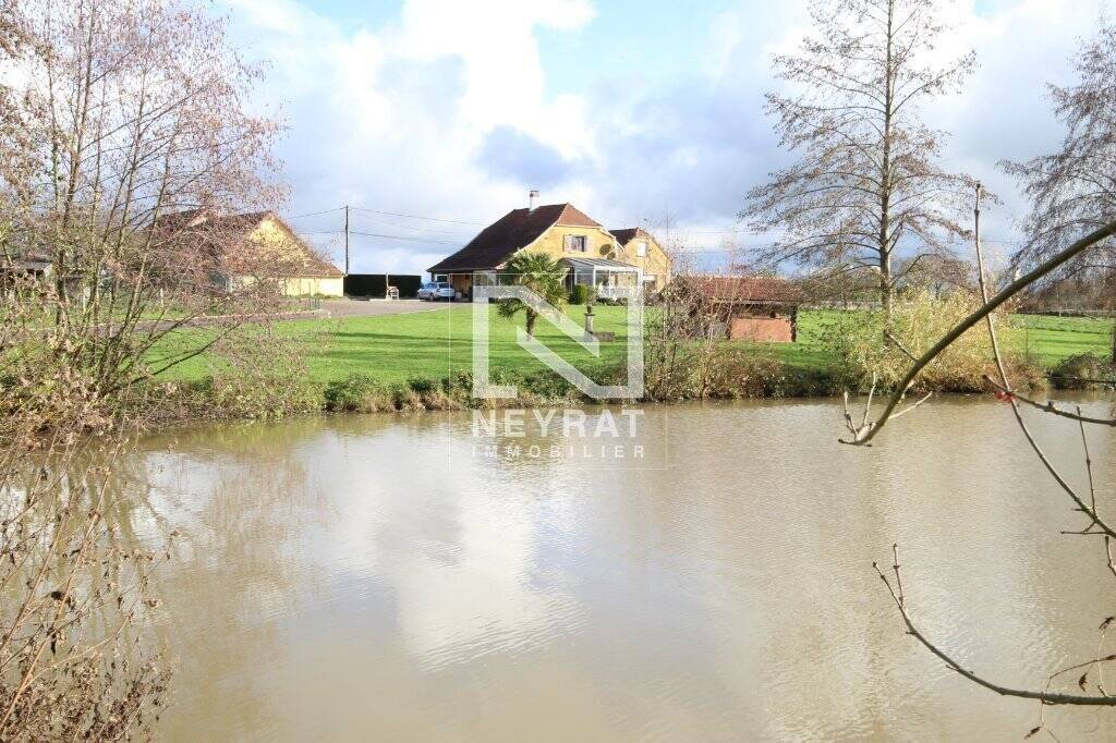 Maison à LONS-LE-SAUNIER