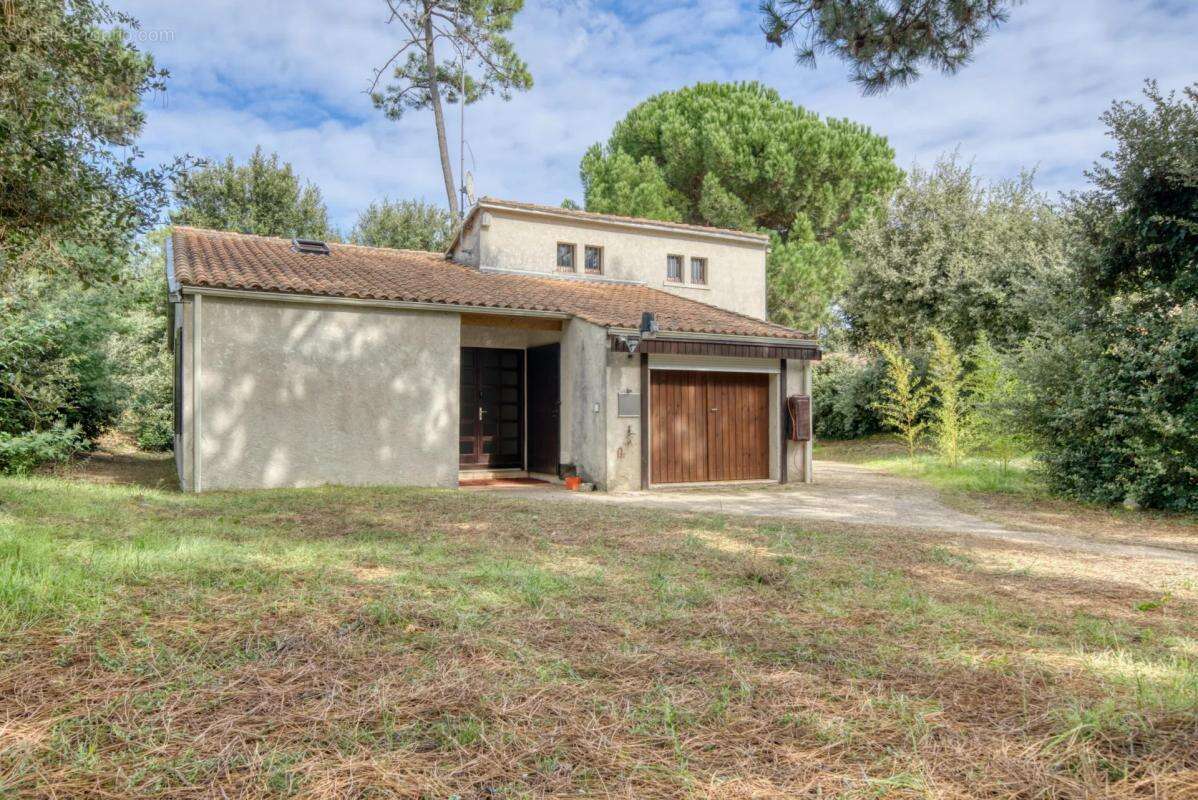 Maison à LE GRAND-VILLAGE-PLAGE