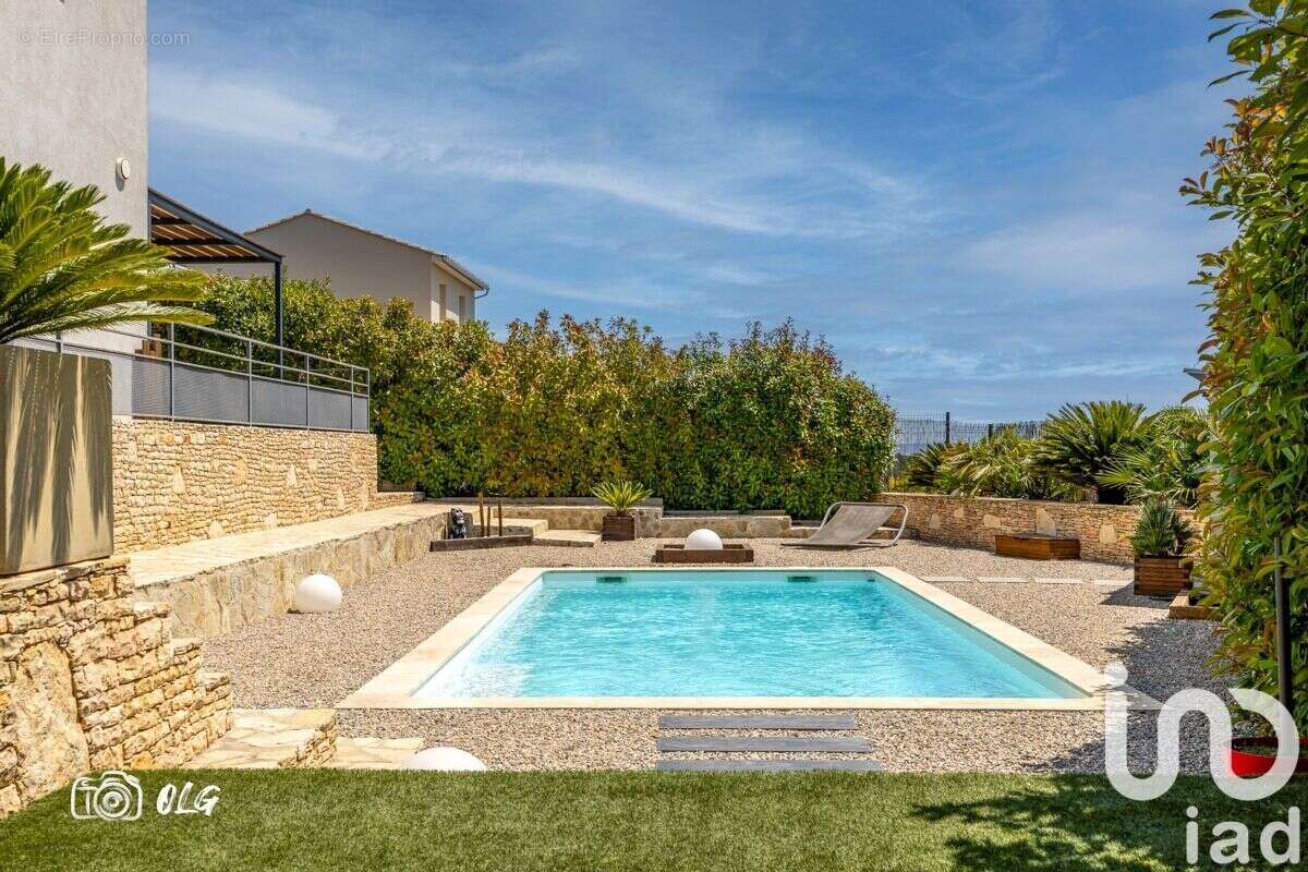 Photo 2 - Maison à BELLEGARDE